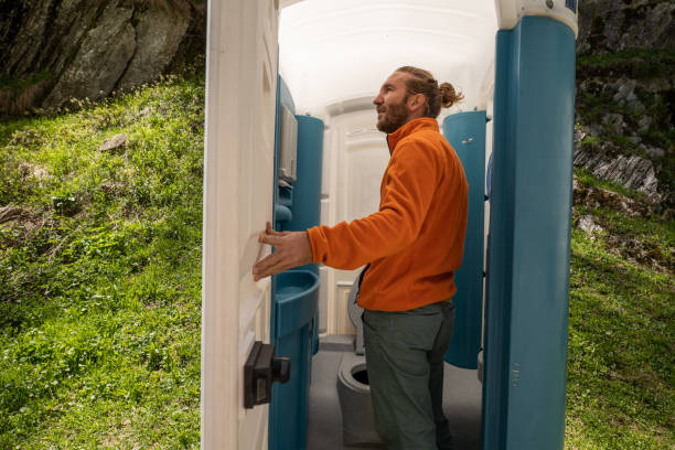 Portable Toilet Options We Offer in Foxfire, NC